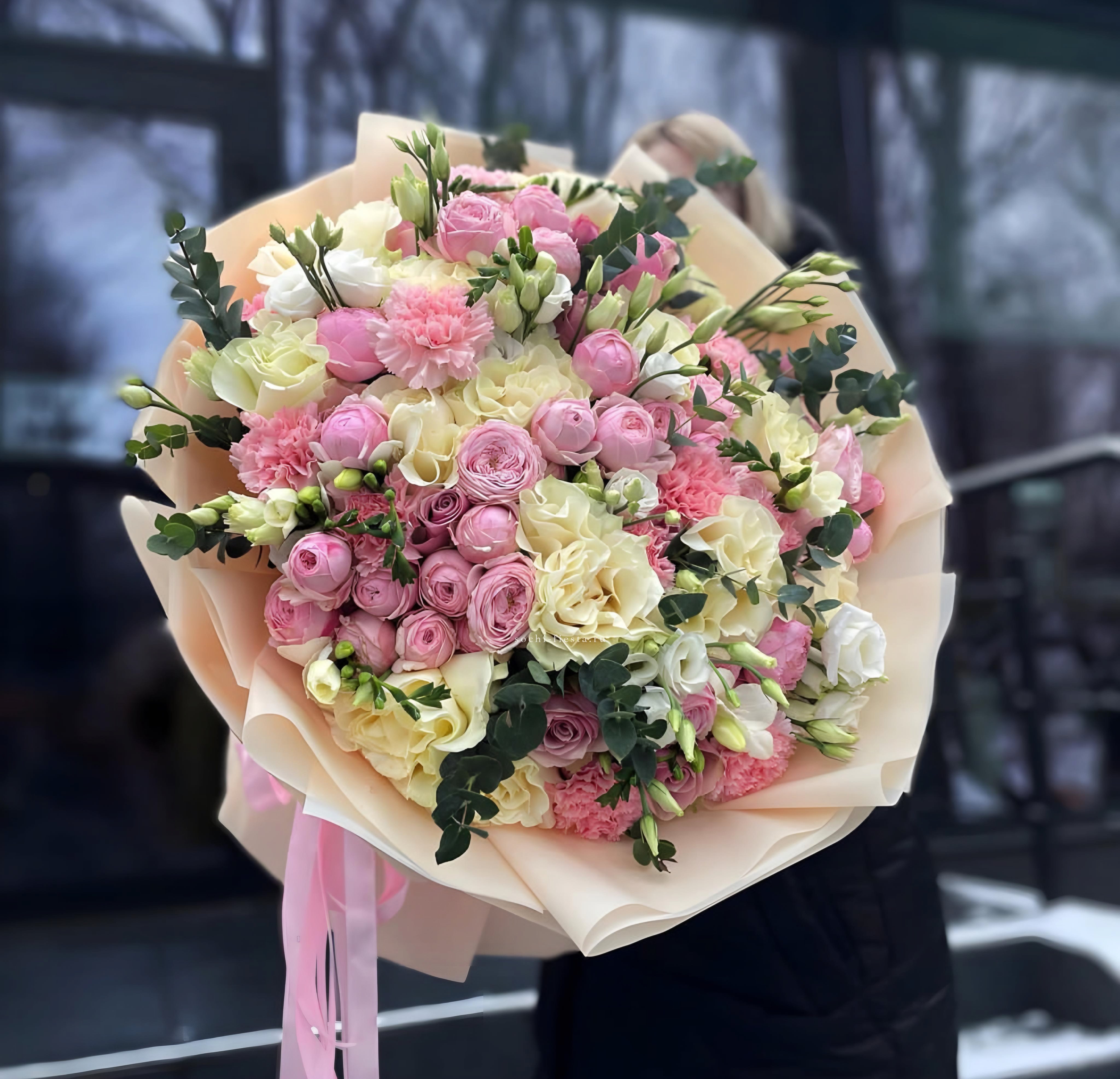 Авторский букет "Kristin" в Нижнем Новгороде