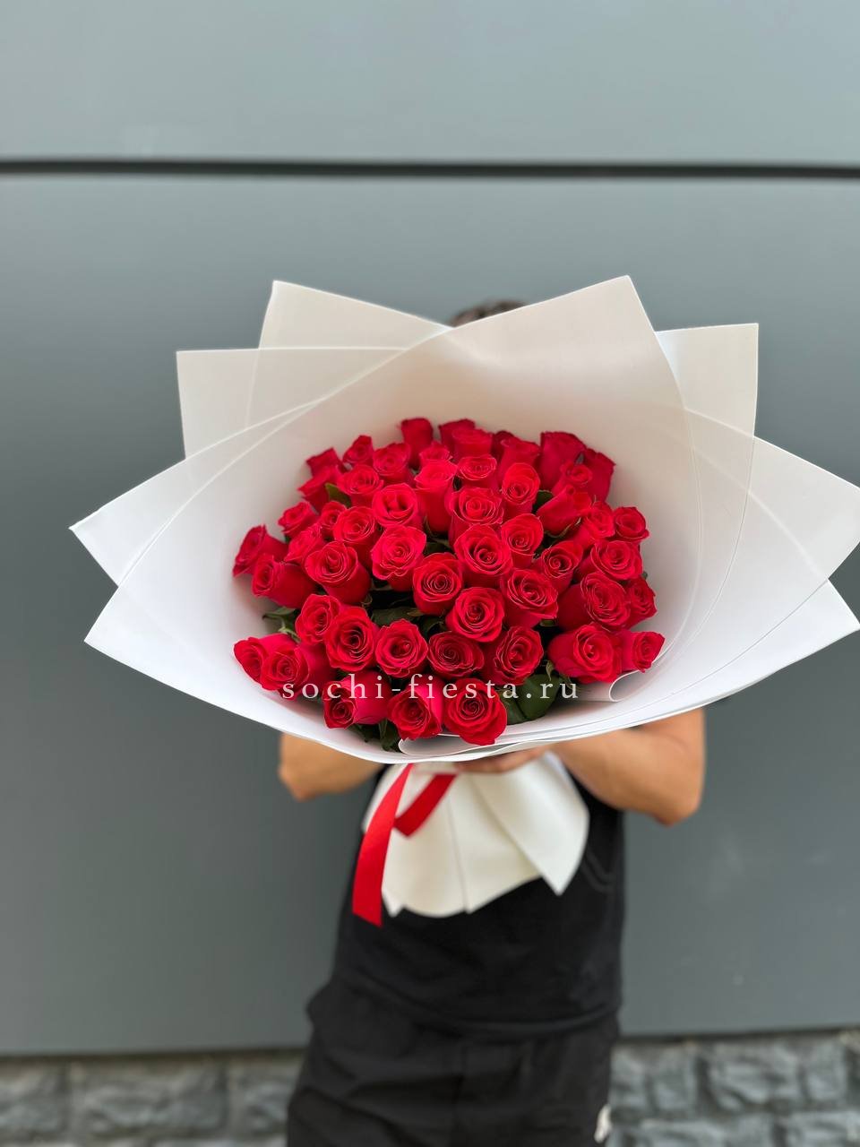 51  красная роза в Нижнем Новгороде
