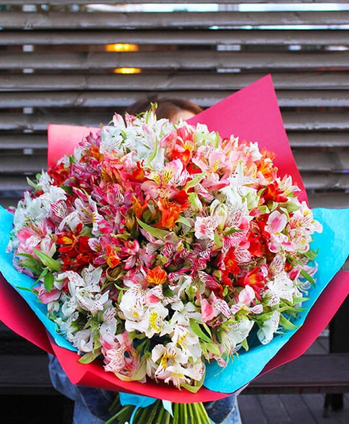 101 альстромерия в Нижнем Новгороде