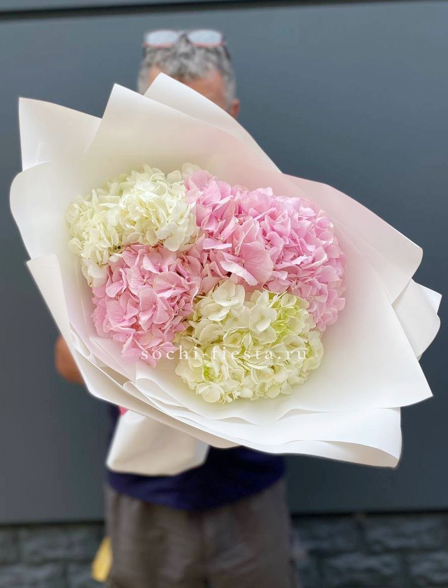 Букет гортензий "Moon" в Нижнем Новгороде
