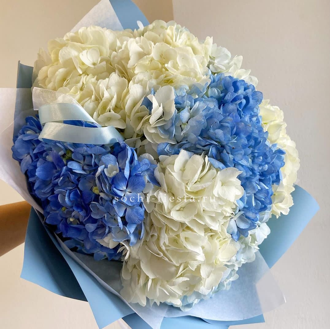 Букет гортензий "Blue clouds" в Нижнем Новгороде