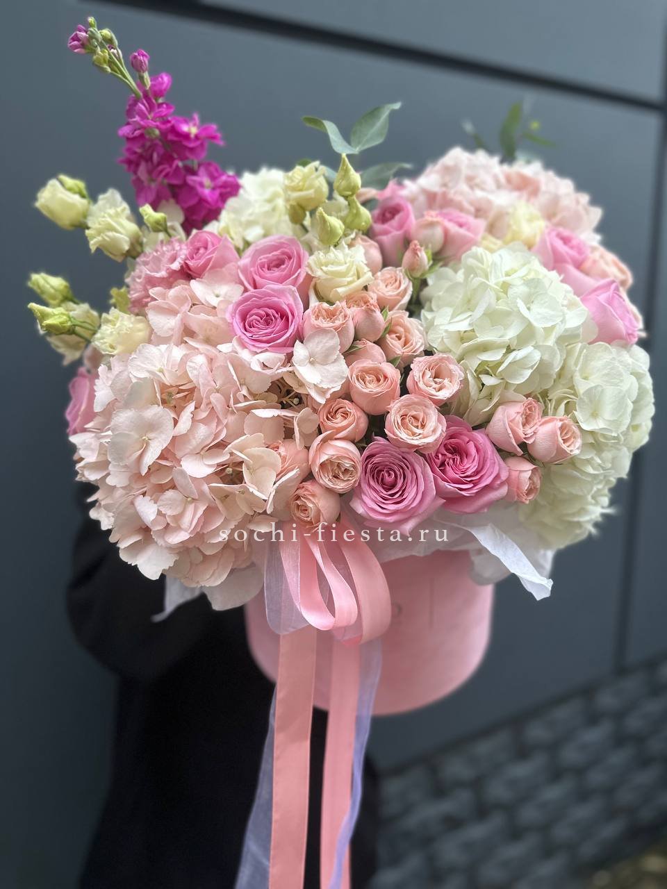 Цветочный бокс MAXI №2 в Нижнем Новгороде