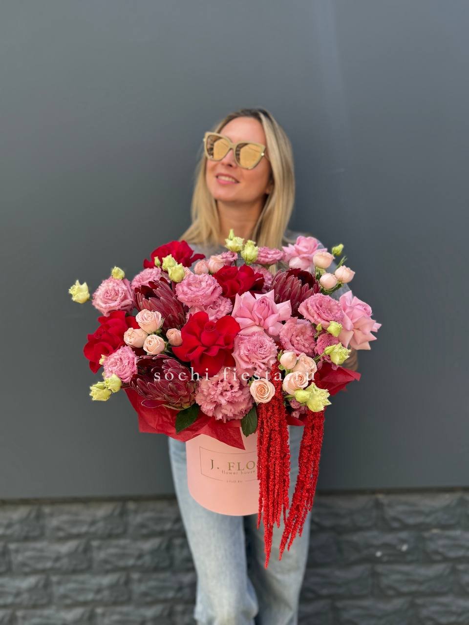 Дизайнерский цилиндр "Kriotel" с доставкой в Нижнем Новгороде