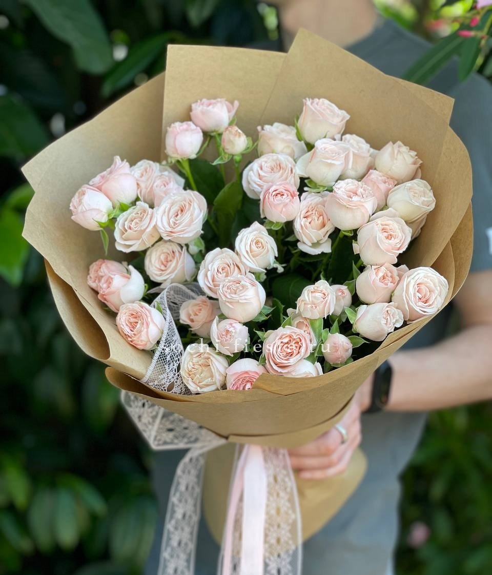 Кустовые розы букет "Bombastic №1" в Нижнем Новгороде