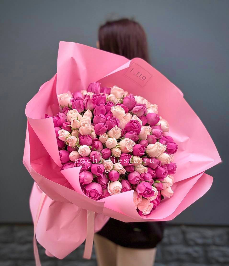 51 кустовая роза Misty Bomb в Нижнем Новгороде