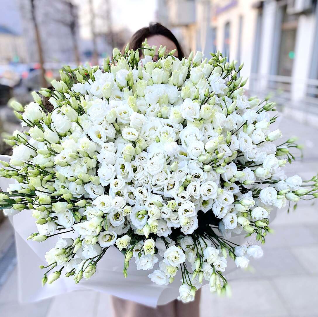 101 белая эустома в Нижнем Новгороде