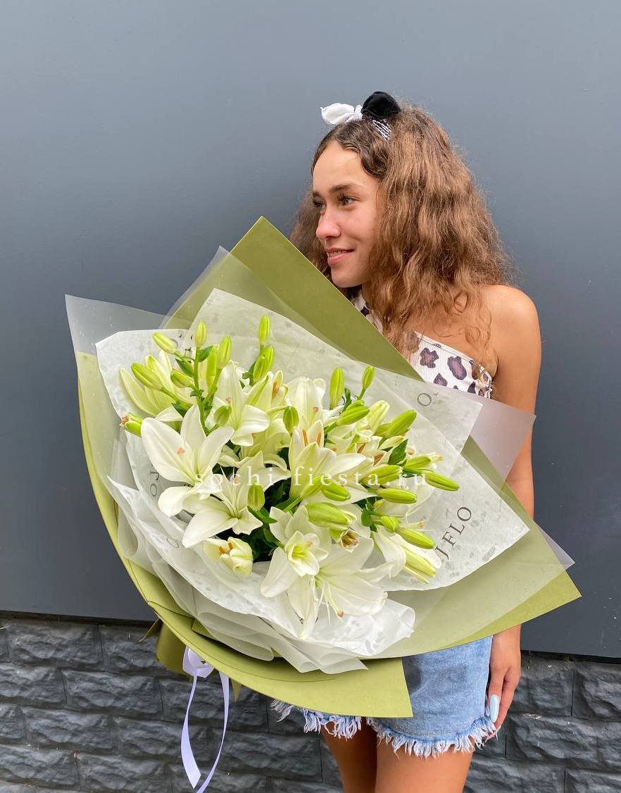 Букет  лилий "Изумруд" в Нижнем Новгороде
