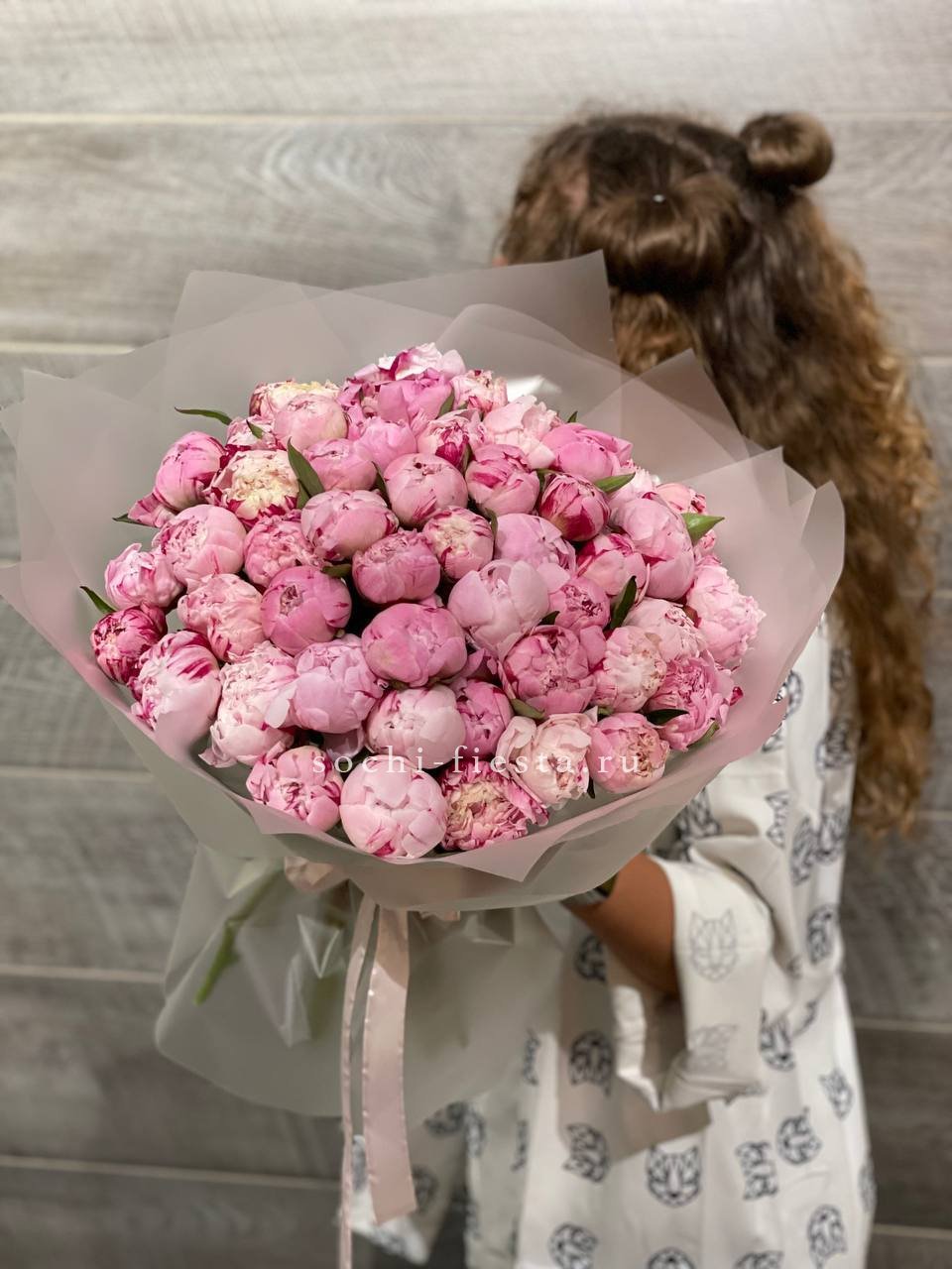 51 розовый пион в Нижнем Новгороде