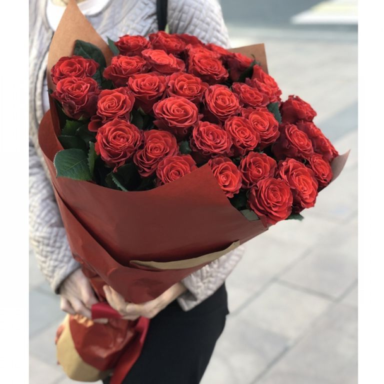 29 высоких роз Alicante в Нижнем Новгороде