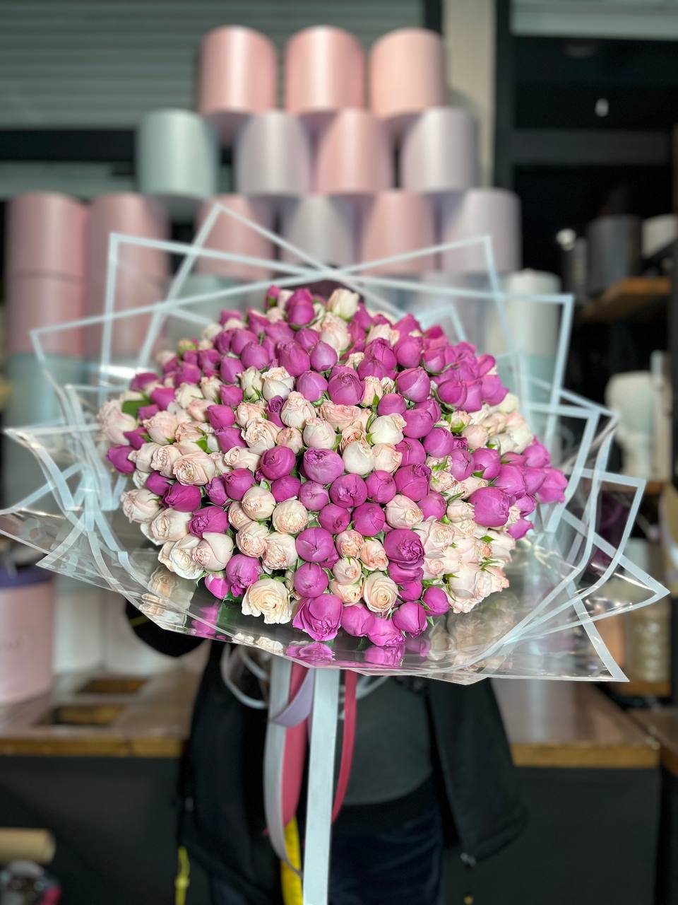 101 кустовая пионовидная роза в Нижнем Новгороде