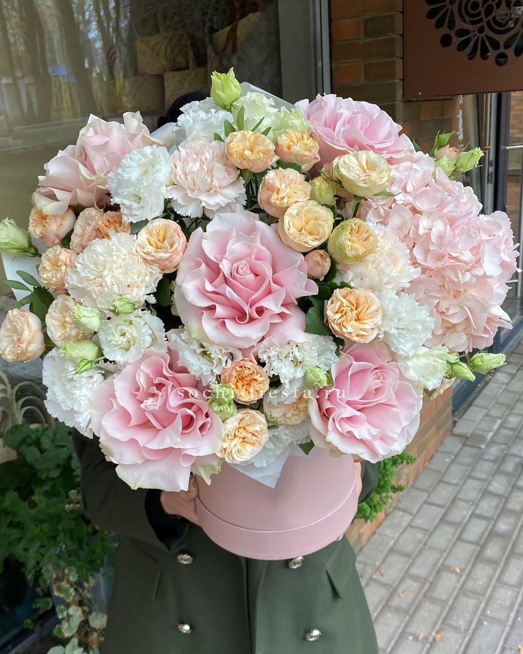 Авторский бокс French Rose №2 с доставкой в Нижнем Новгороде