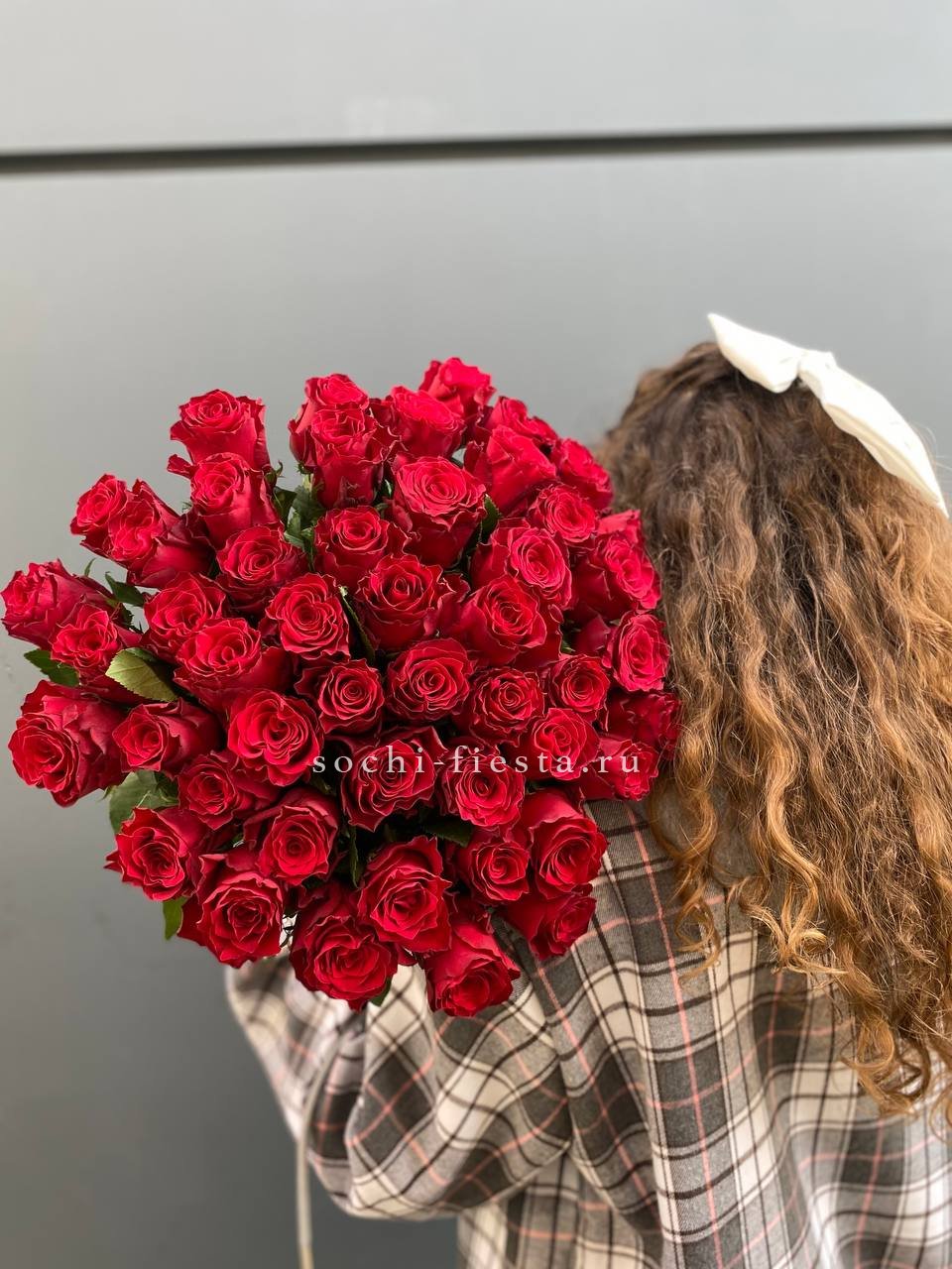 51 красная роза в Нижнем Новгороде