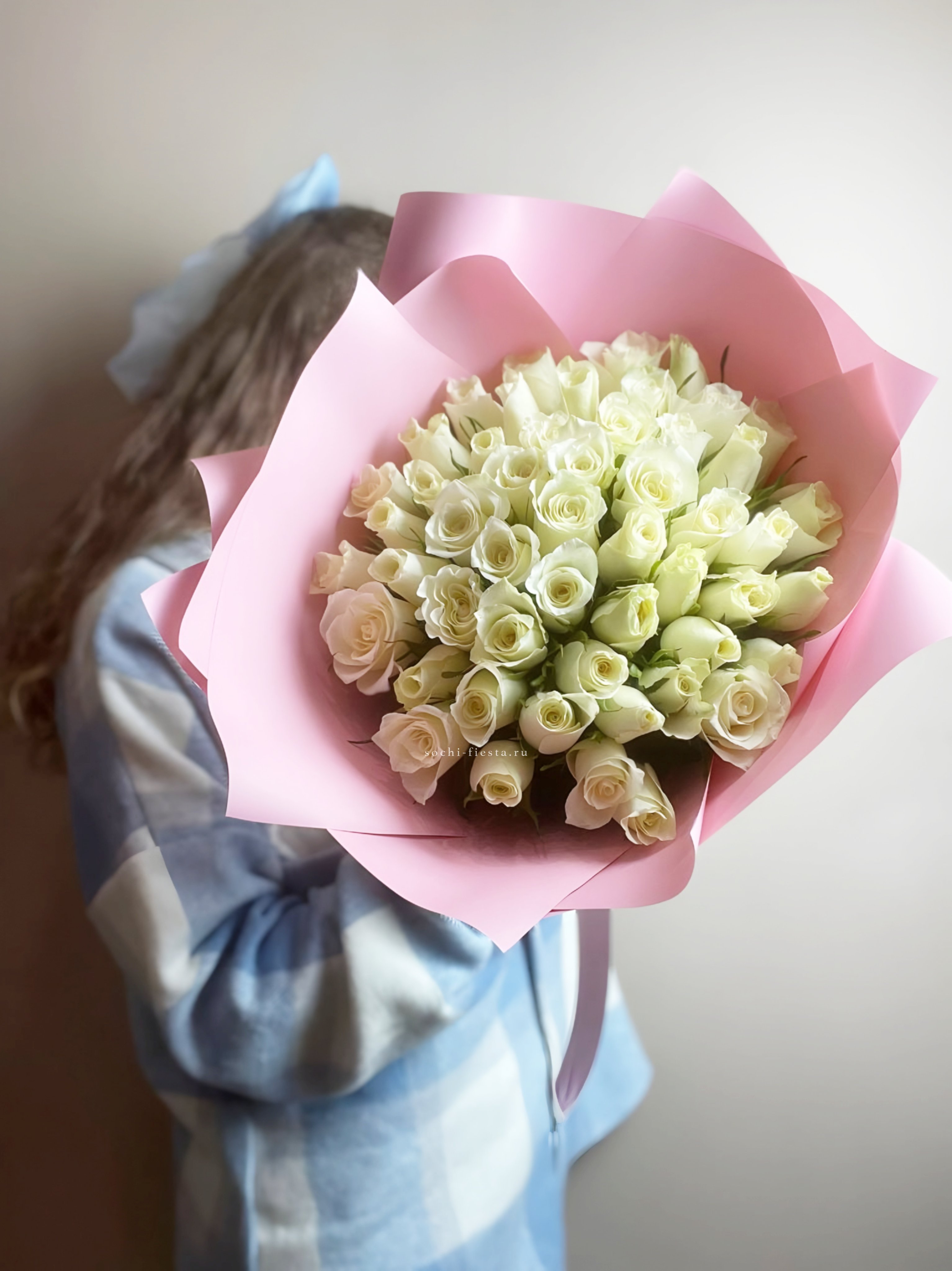 Букет из 51 белой розы (Кения) в Нижнем Новгороде