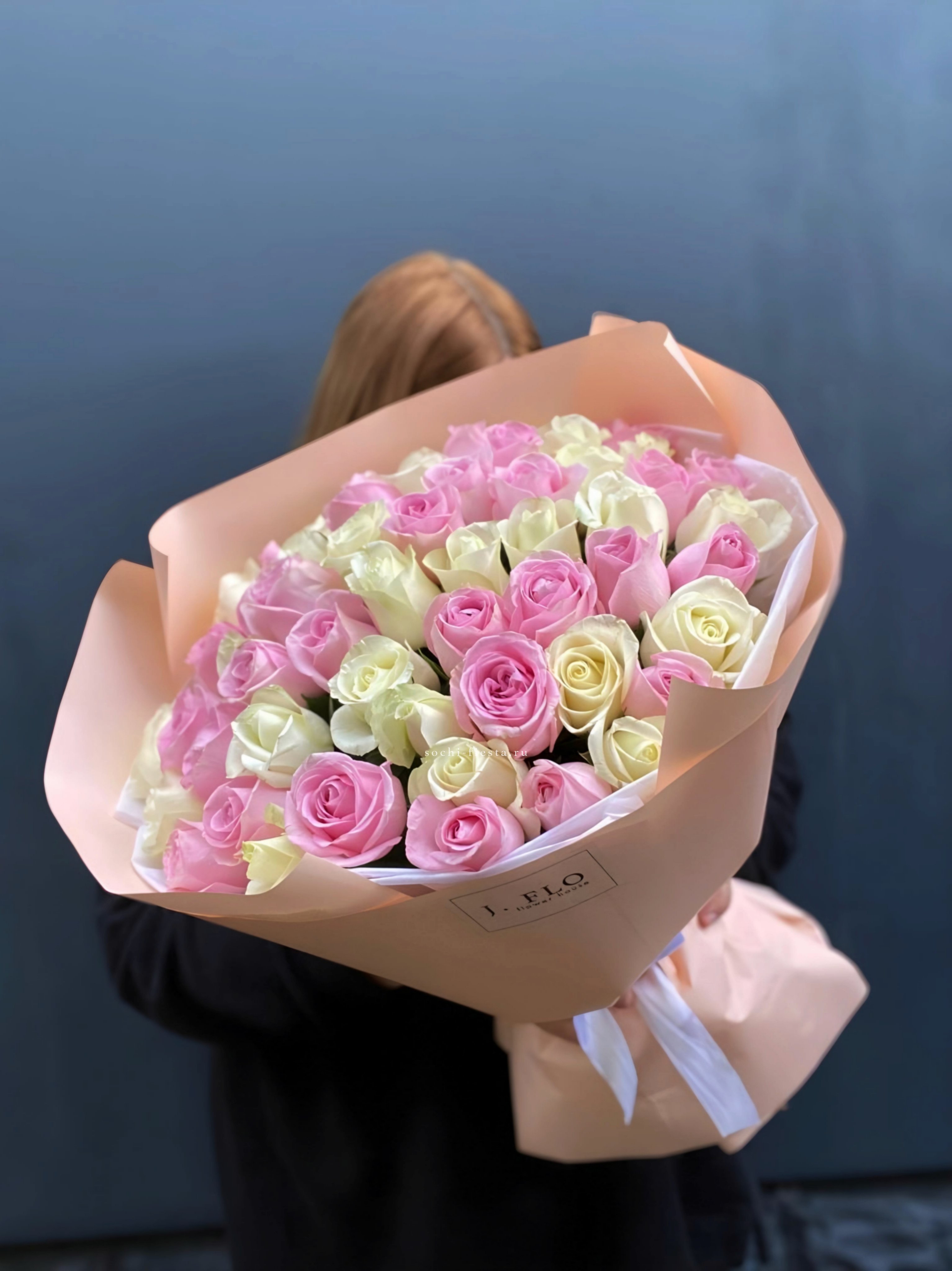 55 роз Микс нежности в Нижнем Новгороде