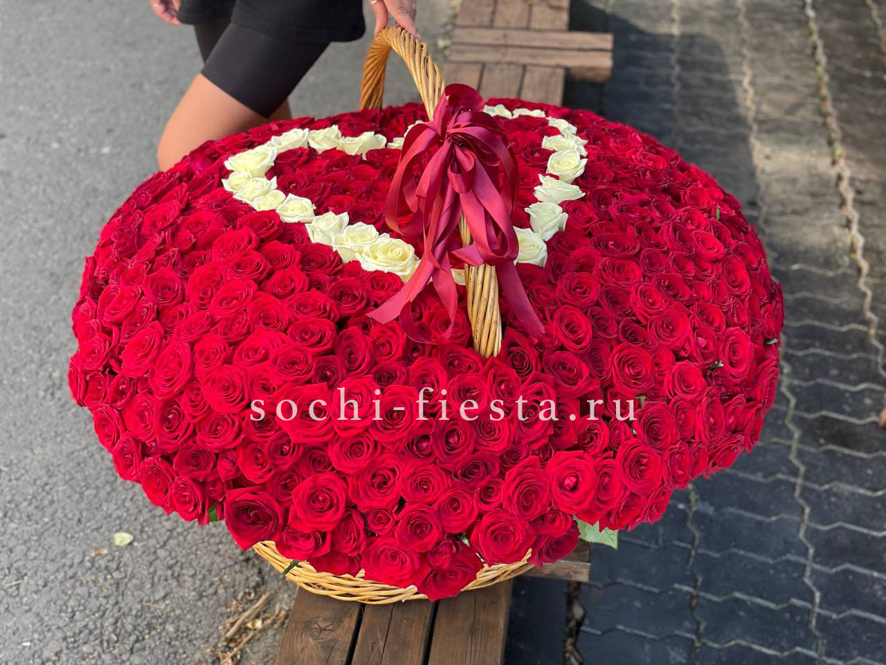 505 роз в Нижнем Новгороде