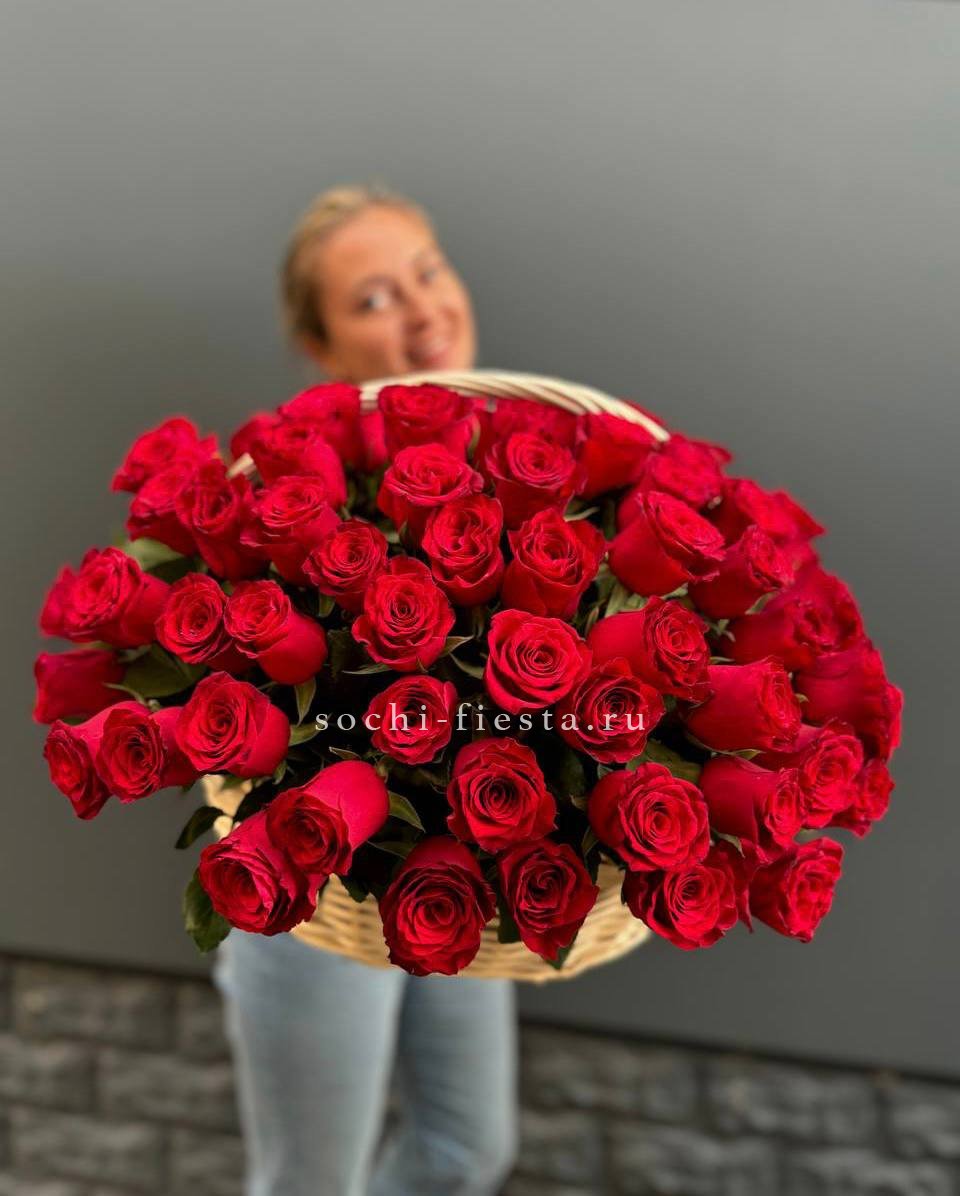 101 красная роза в корзине   в Нижнем Новгороде