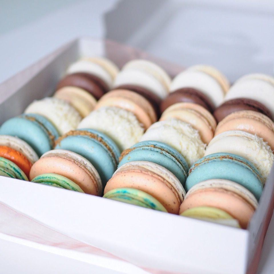 Коробка макаронс XL в Нижнем Новгороде