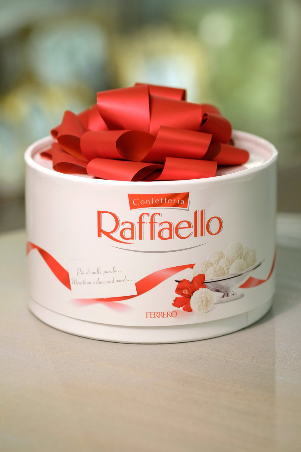 Конфеты Raffaello XL в Нижнем Новгороде