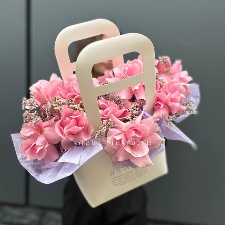 Сумочка розовых роз "Плинки" в Нижнем Новгороде