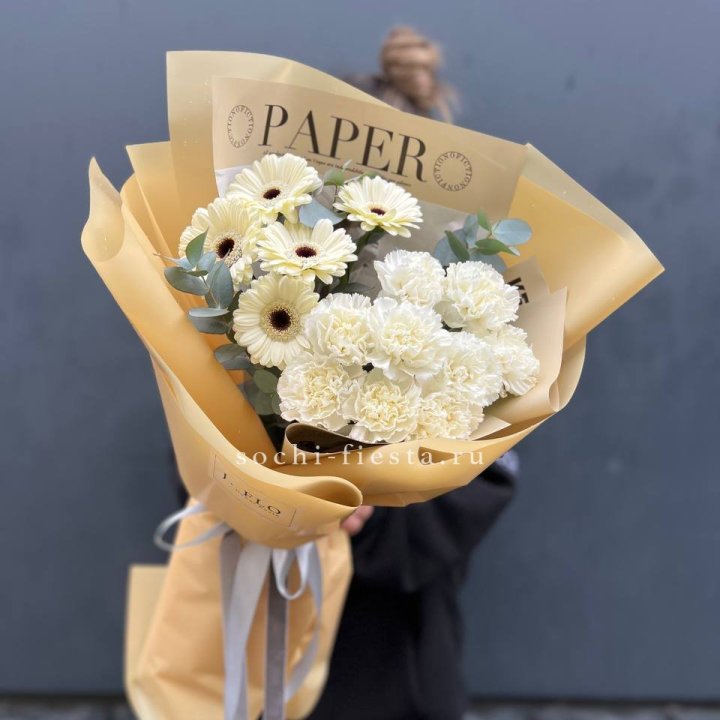  Букет с диантусами и герберами в Нижнем Новгороде