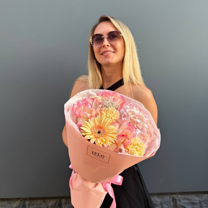  Букет  "Солнышко" в Сириусе