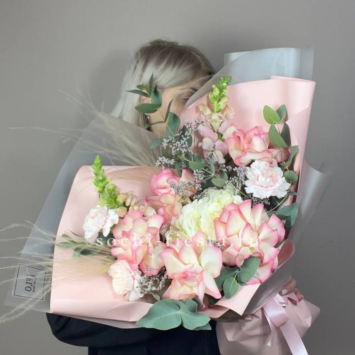  Букет  "Закат для неё" в Сириусе