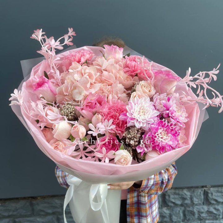  Букет "Цветок зефира" в Сириусе