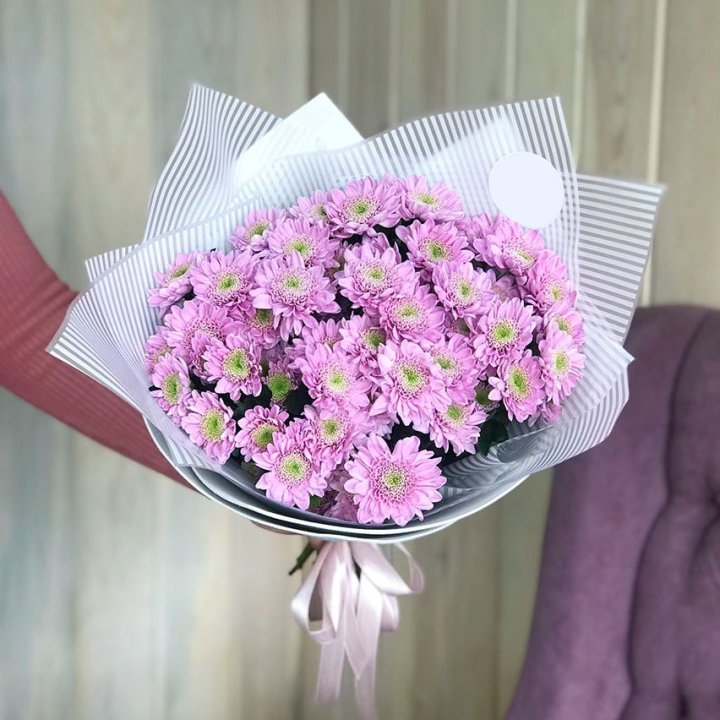 Букет розовых хризантем в Нижнем Новгороде