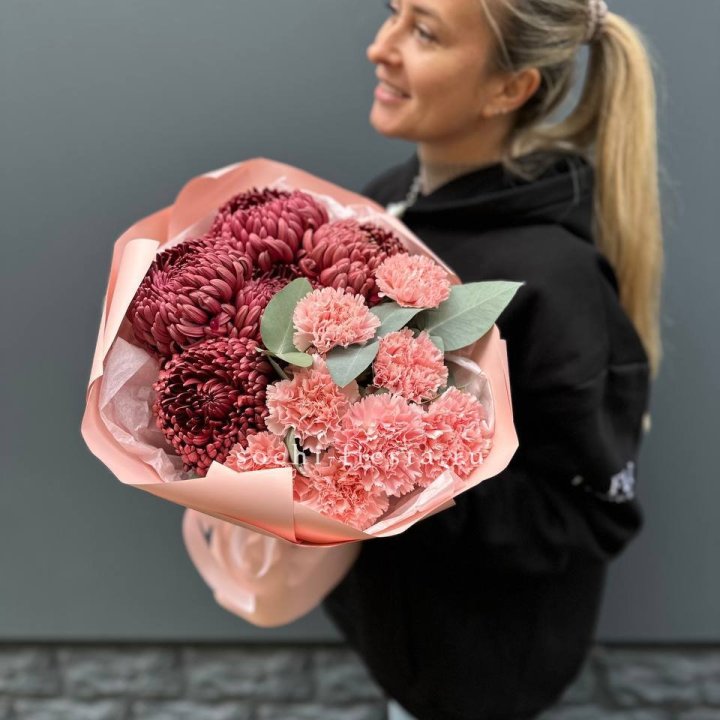 Дуо диантусы и бигуди в Сириусе