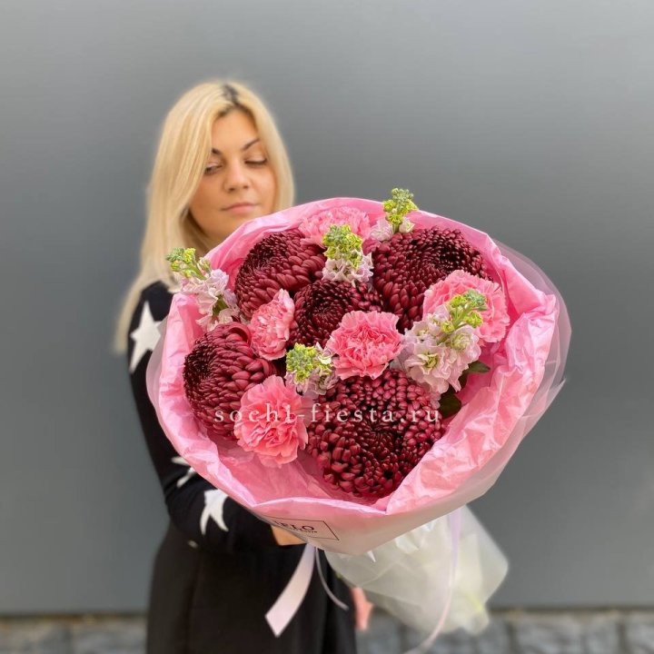 Букет "Сияющая любовь" в Сириусе