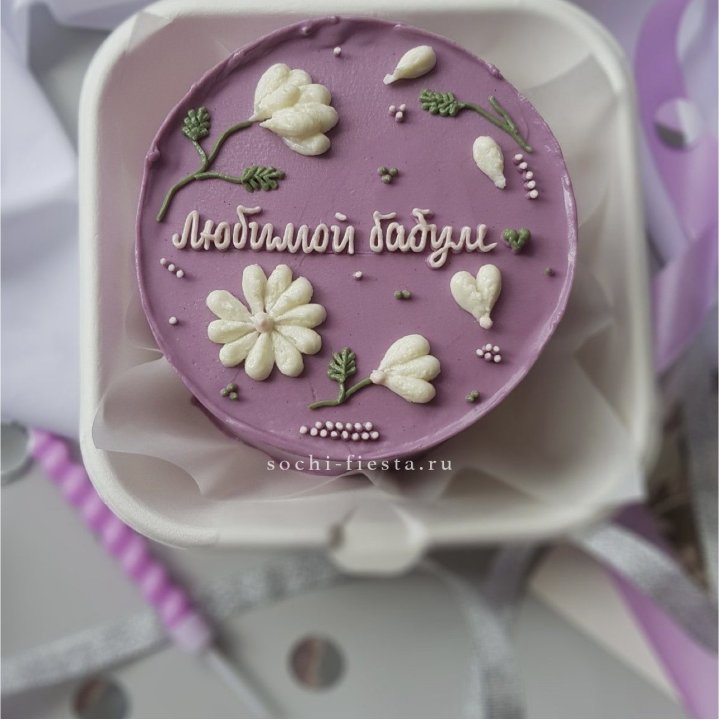 Бенто-торт "Любимой бабуле" в Сириусе