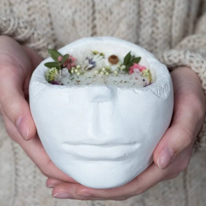 Дизайнерская свеча  в Сириусе