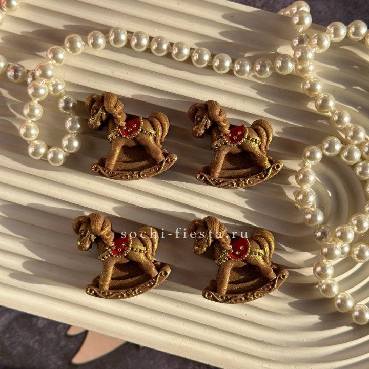 Бельгийский шоколад кони в Сириусе