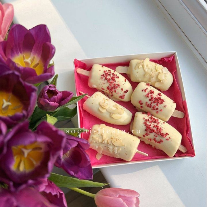 Набор бананов в шоколаде №3 в Сириусе