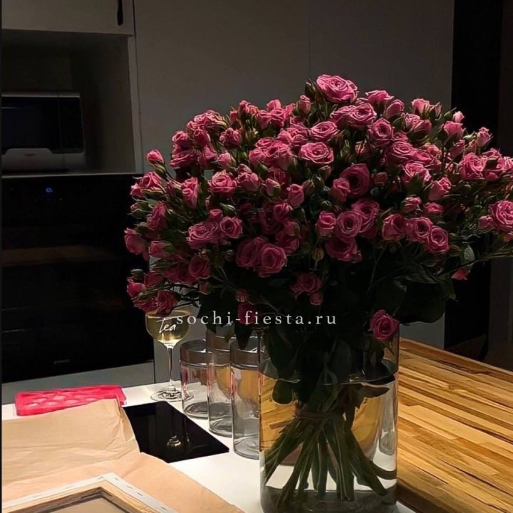 Цветочная подписка "Пакет большой" в Сириусе