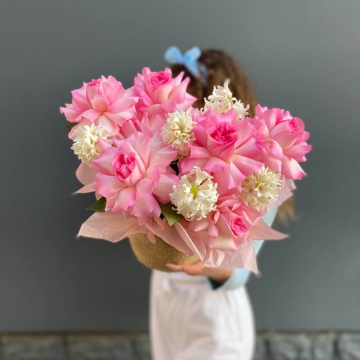 Дуо розы и гиацинты в Сириусе