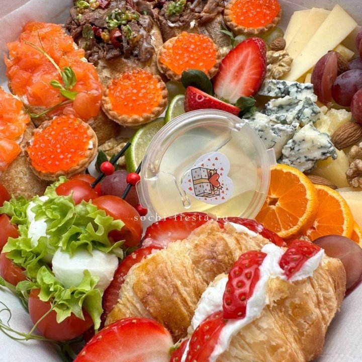 Бокс «Любовный бокс” в Сириусе