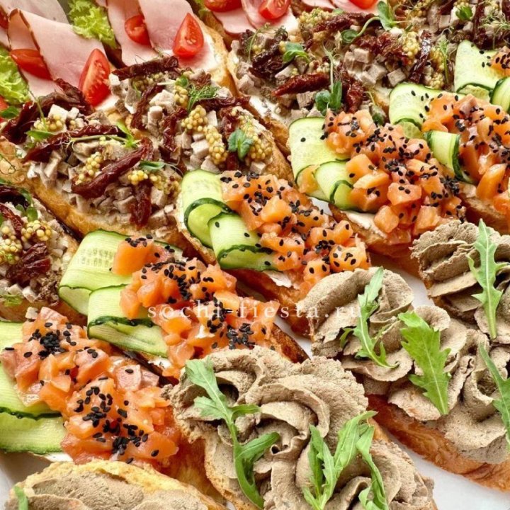 Брускетта "4 вкуса иксель" в Сириусе