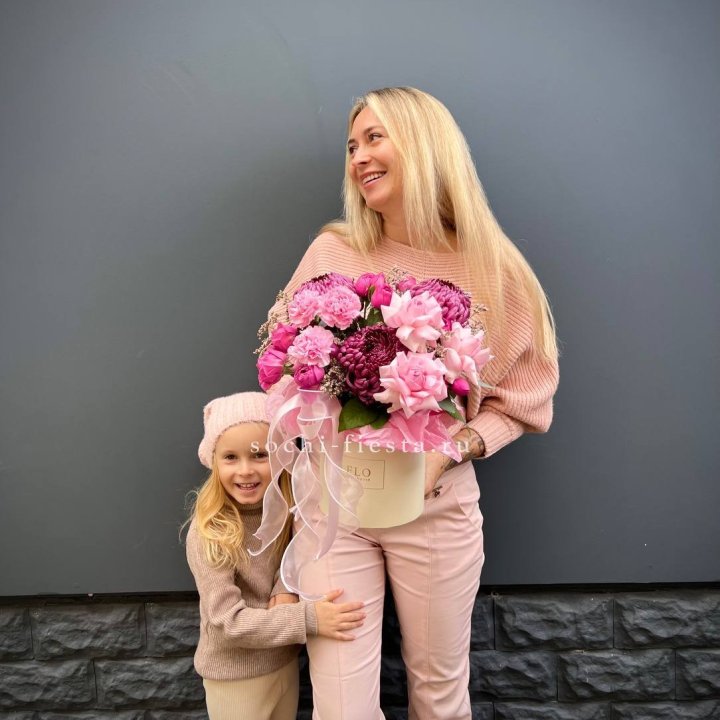 Цветочный бокс "Альба" в Сириусе