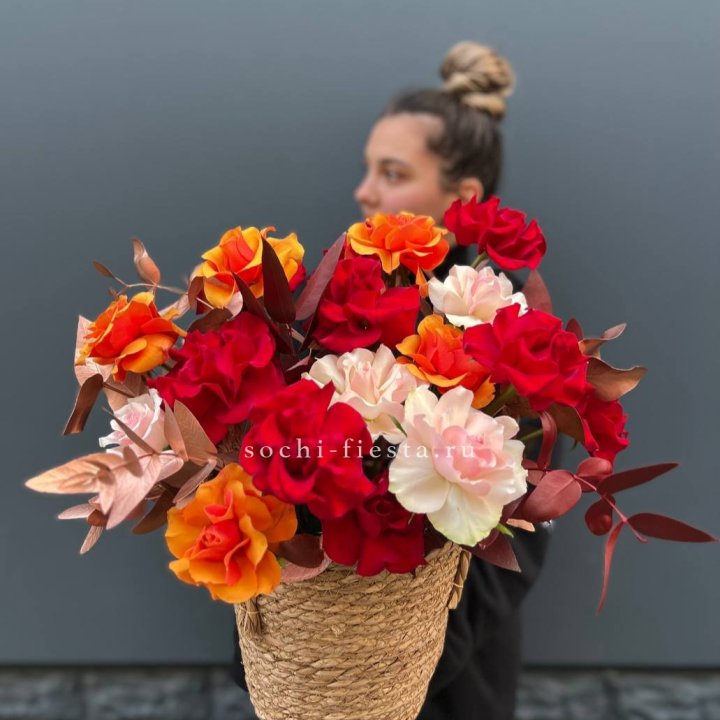 Авторский бокс "Роксана" в джутовом кашпо в Сириусе