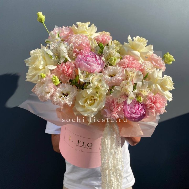 Дизайнерский бокс "Альфина" в Сириусе