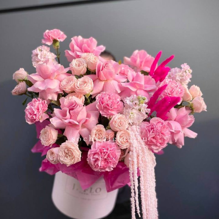 Цветочная коробка "Стелла" в Сириусе