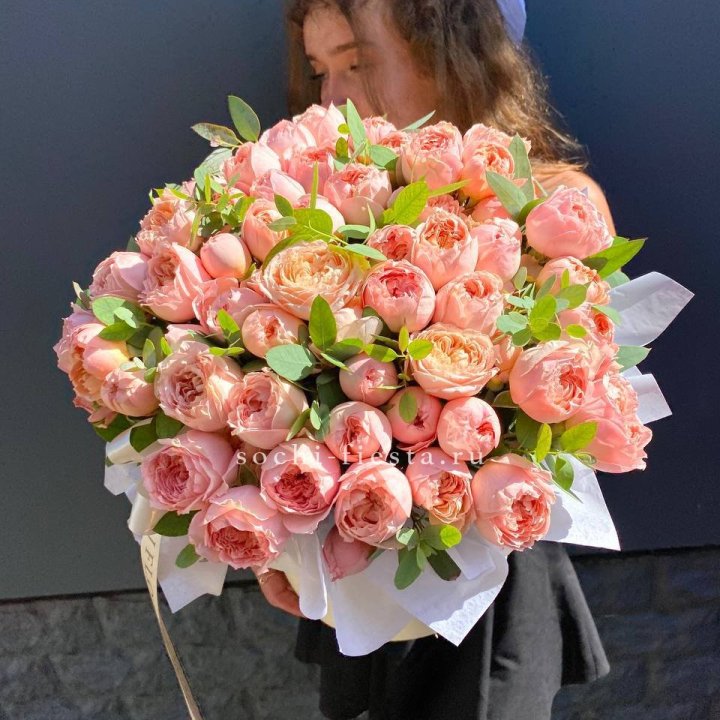 Коробка с цветами "Сиена" в Сириусе