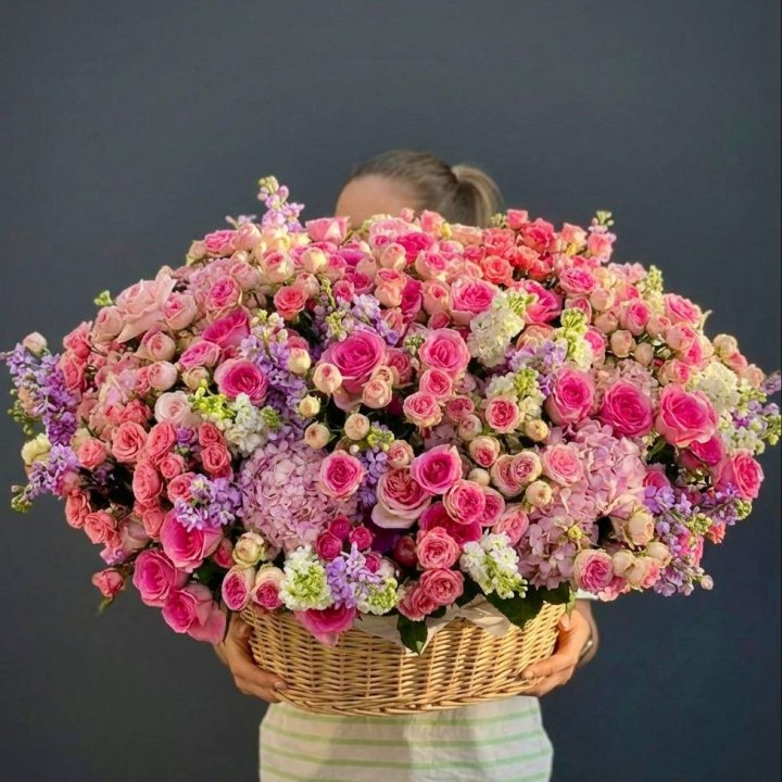 Цветочная корзина гигант №5 в Сириусе