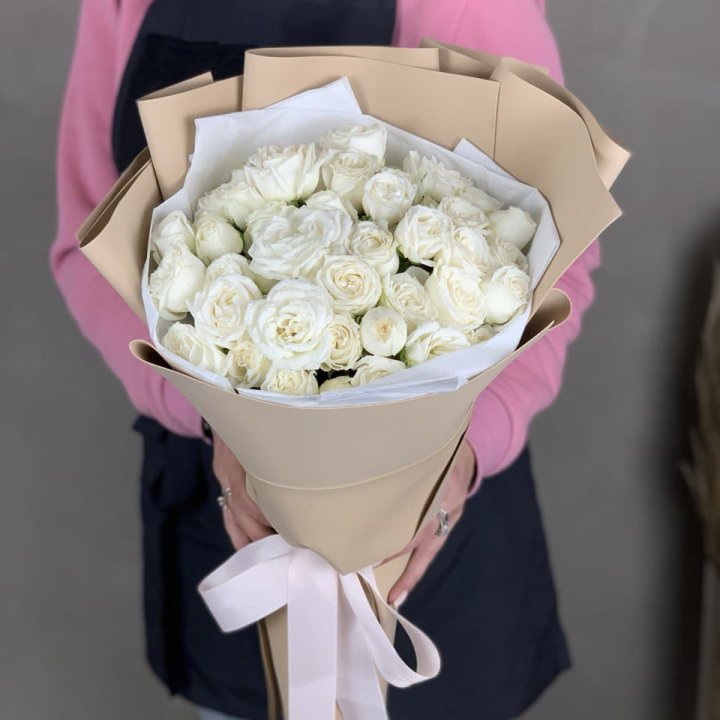 Lady Bombastik Pionka  в Сириусе