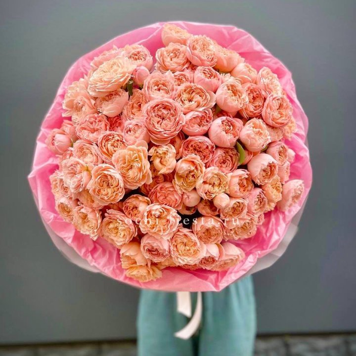 Букет кустовых пионовидных роз Джульетта "Принцесса" в Сириусе