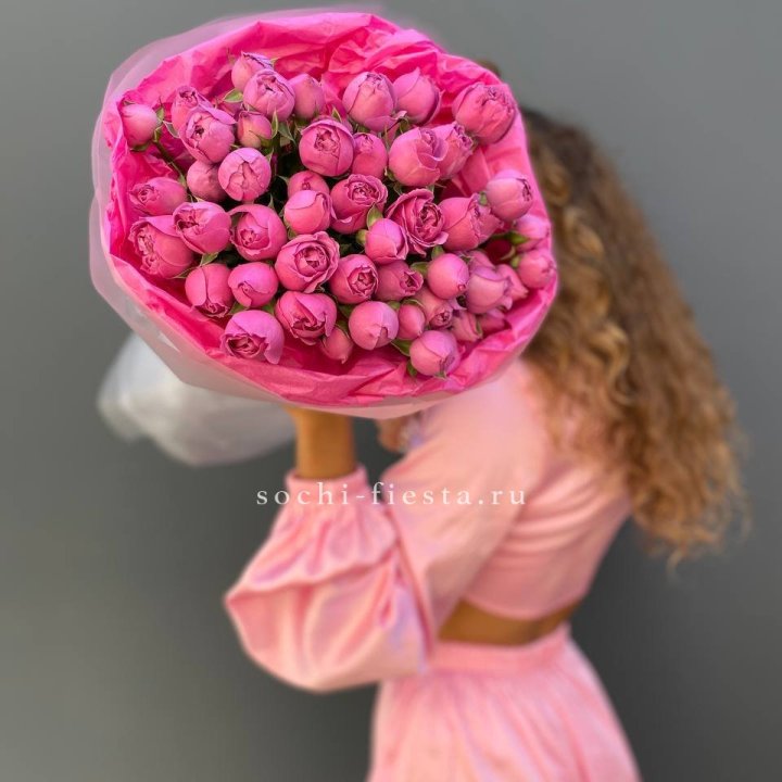 Букет из пионовидных роз  в Нижнем Новгороде