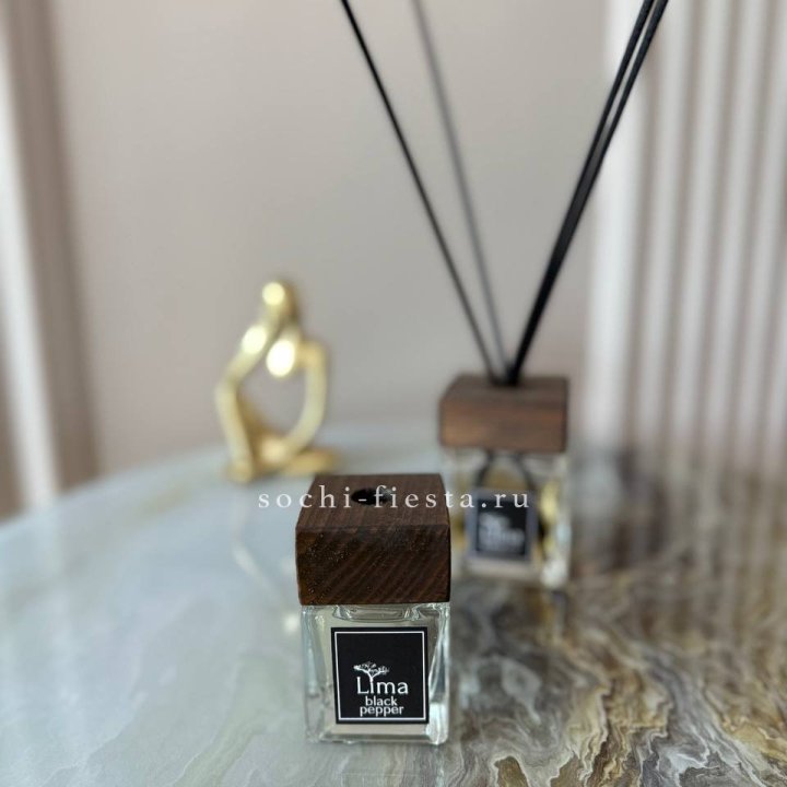 Диффузор для дома с палочками "Блек папер" в Сириусе