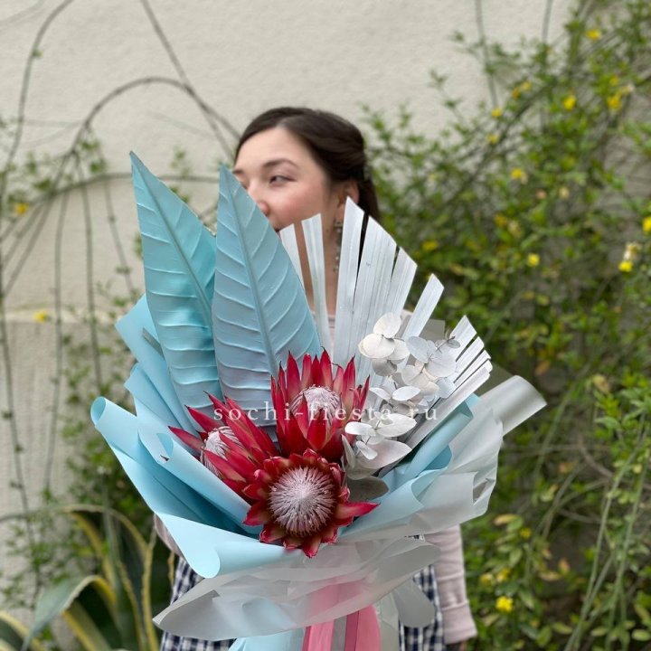 Букет из протеи "Клеопатра-2" в Сириусе