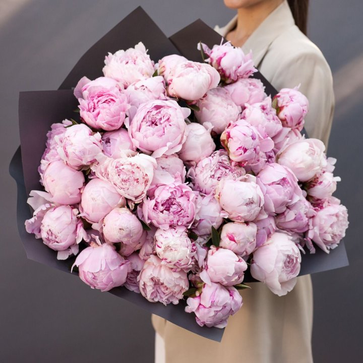 Пионы охапка в Нижнем Новгороде